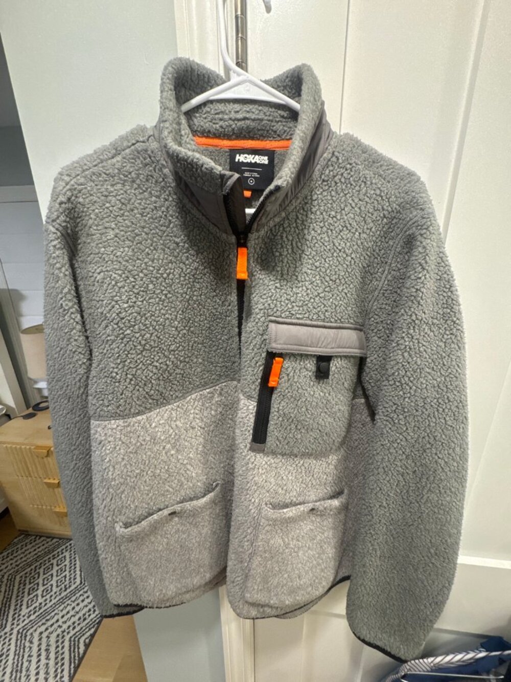 Hoka One One Gray Sherpa Fleece Jacket Mens Medium